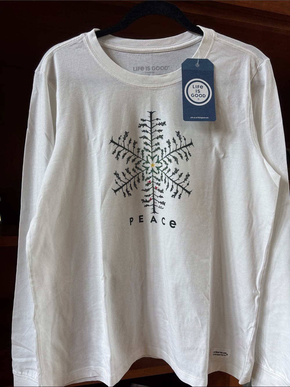 NWT Life Is Good Long Sleeve Crusher Tee Womens Large Snowflake PEACE